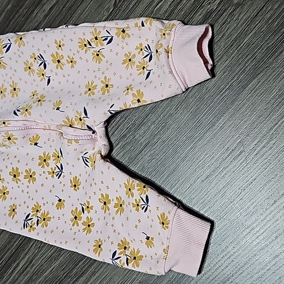 Infant Floral Hooded Full Bodysuit - Picture 5 of 7